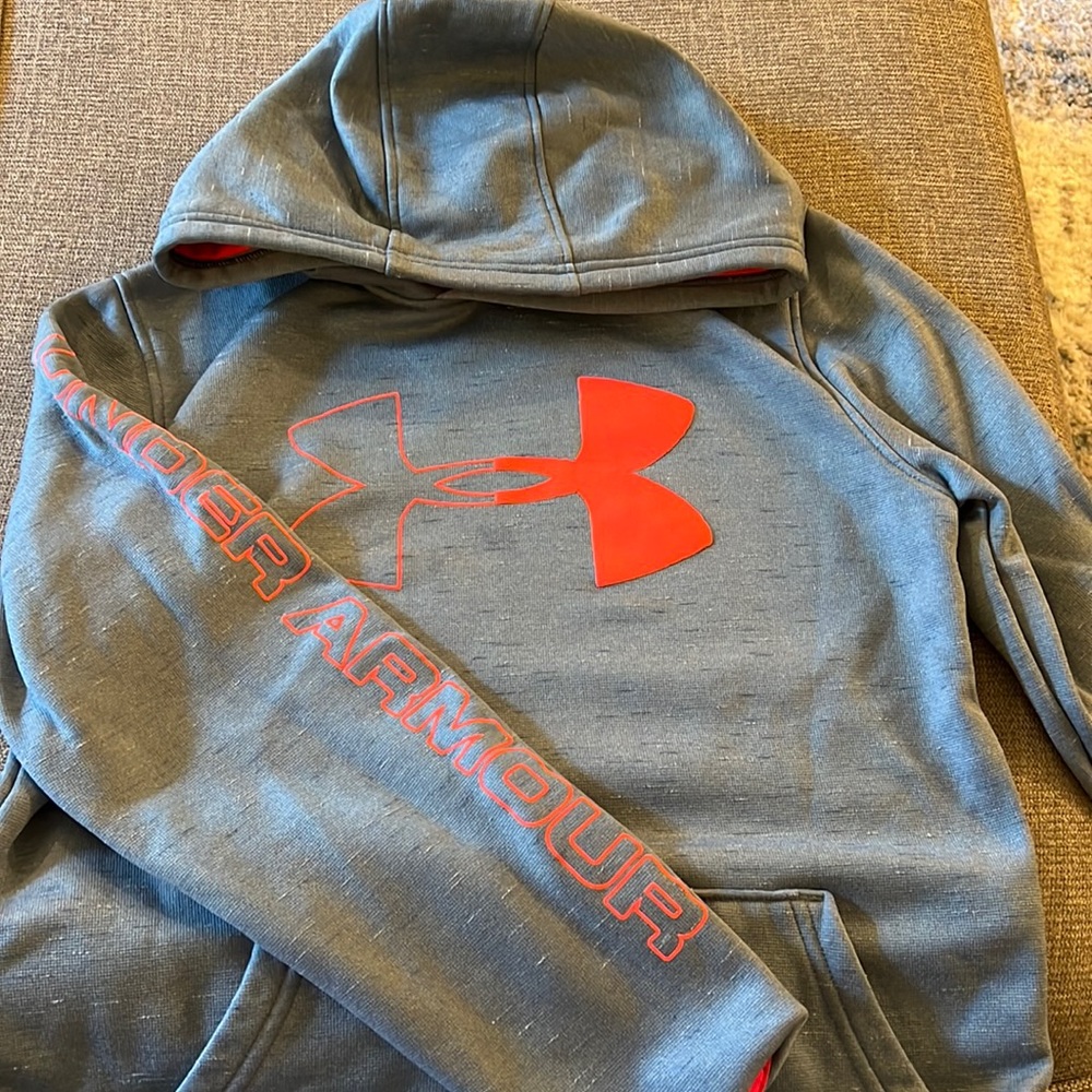 Under Armour Hoodie